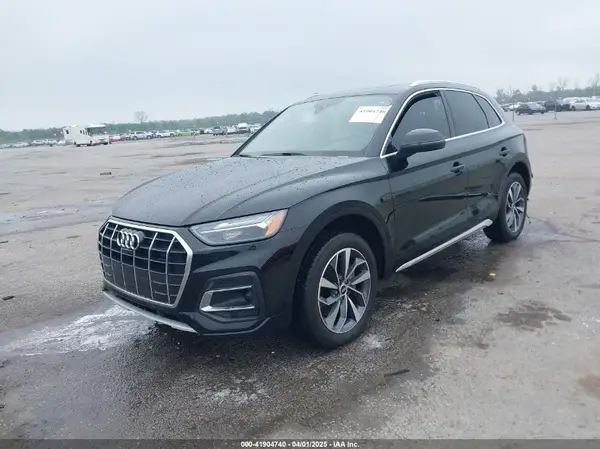 WA1BAAFY3M2013760 2021 AUDI Q5 - Image 2