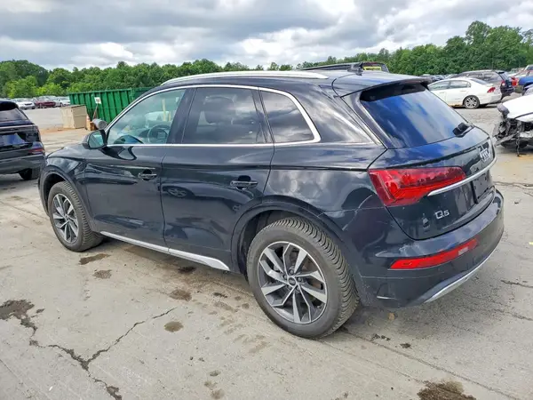 WA1BAAFY3M2017954 2021 AUDI Q5 - Image 2