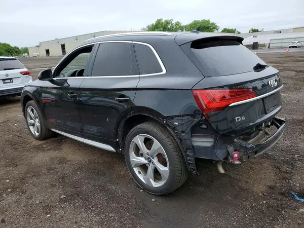 WA1BAAFY3M2035533 2021 AUDI Q5 - Image 2