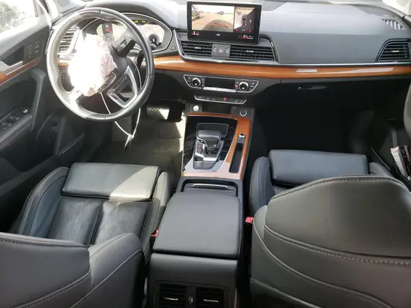 WA1BAAFY3M2046998 2021 AUDI Q5 - Image 8