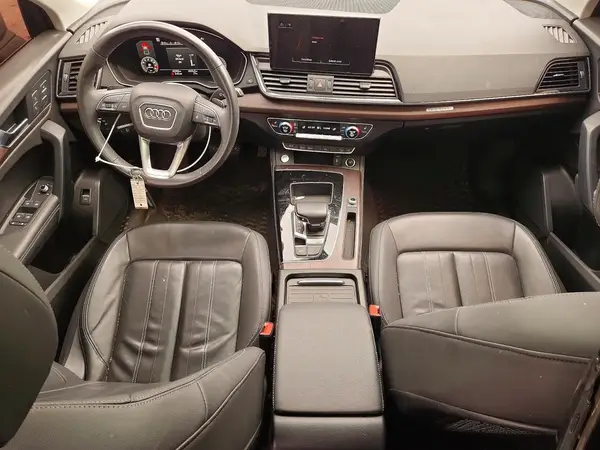 WA1BAAFY3M2058925 2021 AUDI Q5 - Image 8