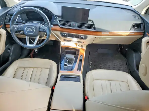 WA1BAAFY3M2068581 2021 AUDI Q5 - Image 8