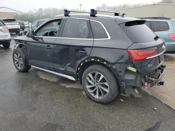 WA1BAAFY3M2071111 2021 AUDI Q5 - Image 2