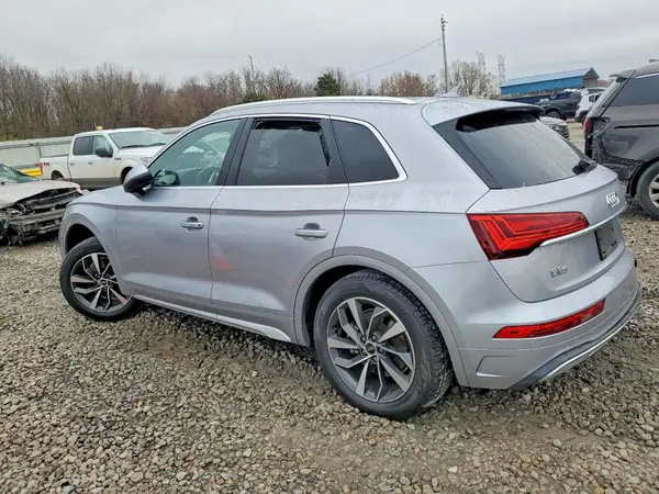 WA1BAAFY3M2087728 2021 AUDI Q5 - Image 2
