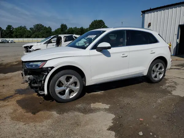 WA1BAAFY3M2112742 2021 AUDI Q5 - Image 1
