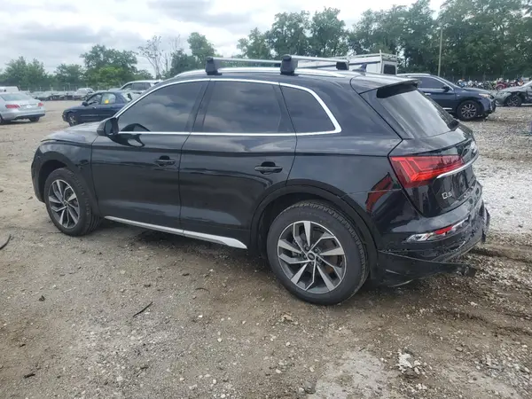 WA1BAAFY3M2116953 2021 AUDI Q5 - Image 2