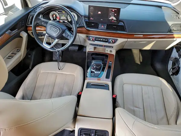 WA1BAAFY3M2118279 2021 AUDI Q5 - Image 8