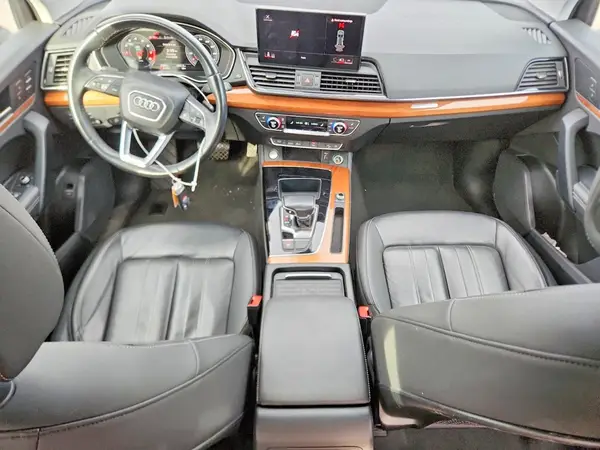 WA1BAAFY3M2127192 2021 AUDI Q5 - Image 8