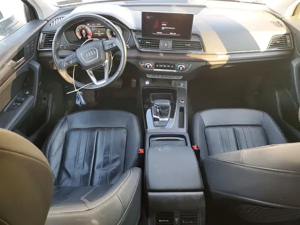 WA1BAAFY3M2137656 2021 AUDI Q5 - Image 8