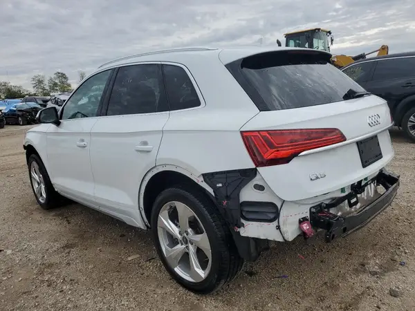 WA1BAAFY4M2011158 2021 AUDI Q5 - Image 2