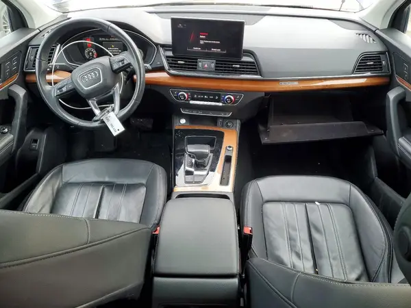 WA1BAAFY4M2021169 2021 AUDI Q5 - Image 8