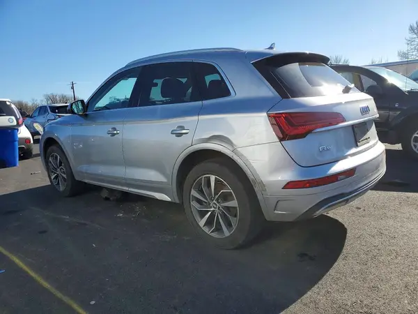 WA1BAAFY4M2024959 2021 AUDI Q5 - Image 2