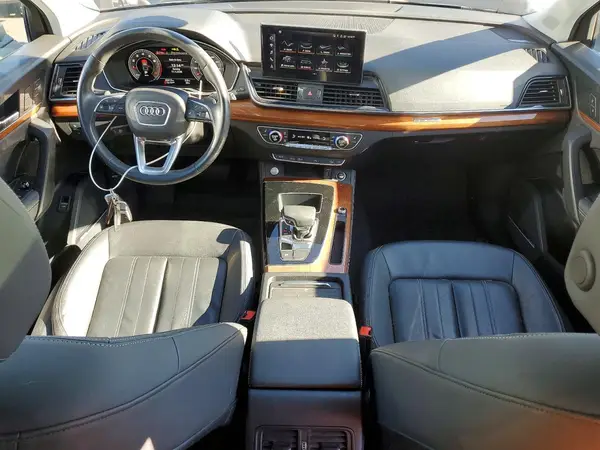 WA1BAAFY4M2024959 2021 AUDI Q5 - Image 8