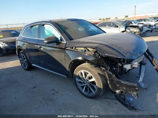 WA1BAAFY4M2094901 2021 AUDI Q5 - Image 1