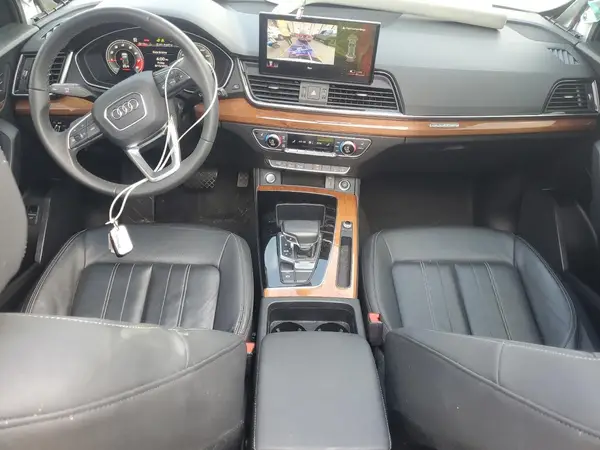 WA1BAAFY4M2106416 2021 AUDI Q5 - Image 8