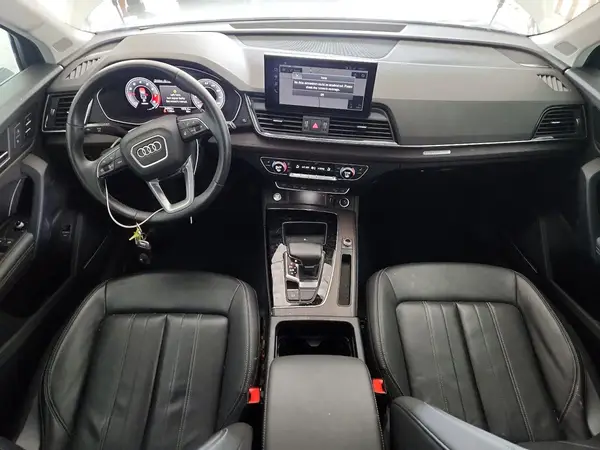 WA1BAAFY4M2131347 2021 AUDI Q5 - Image 8