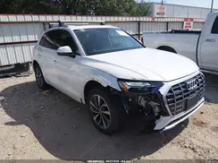 WA1BAAFY5M2009855 2021 AUDI Q5