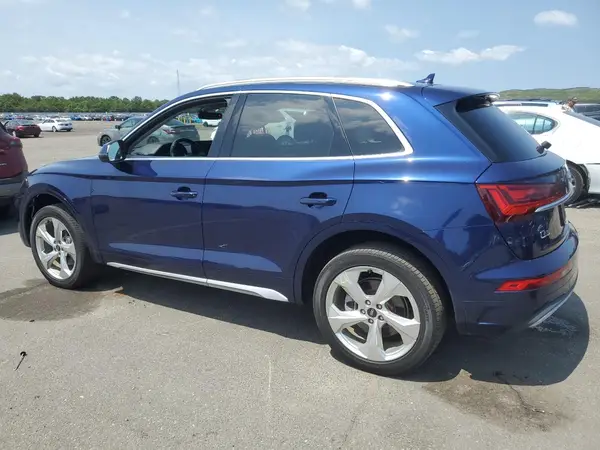 WA1BAAFY5M2013761 2021 AUDI Q5 - Image 2