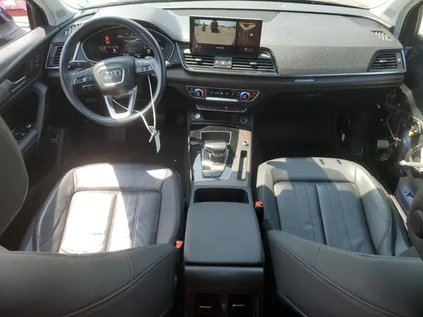 WA1BAAFY5M2013761 2021 AUDI Q5 - Image 8