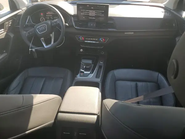 WA1BAAFY5M2015946 2021 AUDI Q5 - Image 8