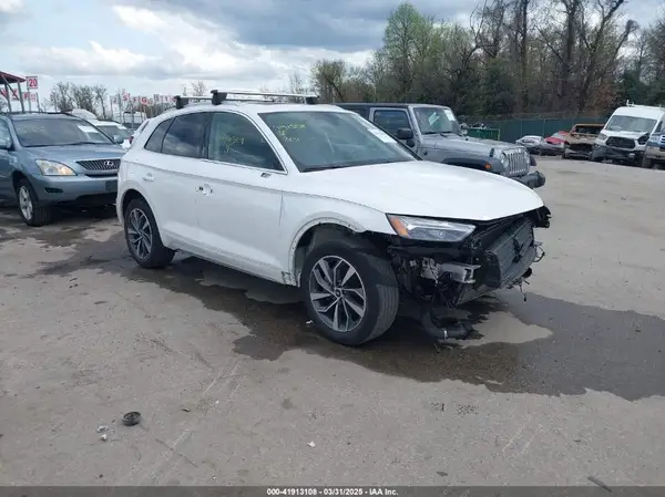 WA1BAAFY5M2018717 2021 AUDI Q5 - Image 1