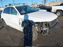WA1BAAFY5M2019110 2021 AUDI Q5