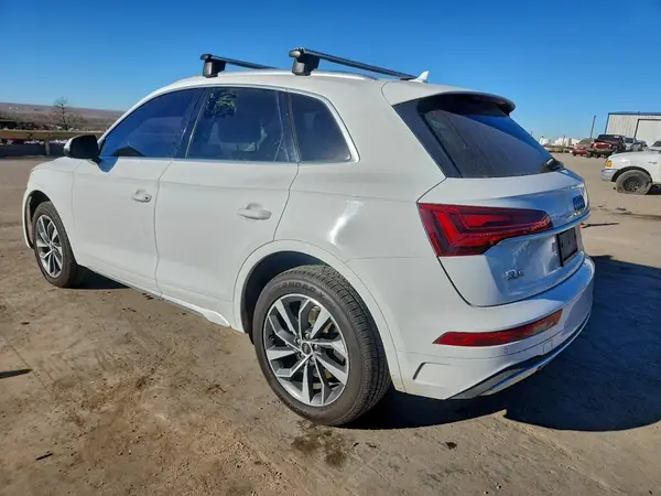 WA1BAAFY5M2021908 2021 AUDI Q5 - Image 2