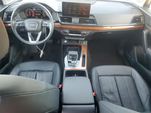 WA1BAAFY5M2028079 2021 AUDI Q5 - Image 8