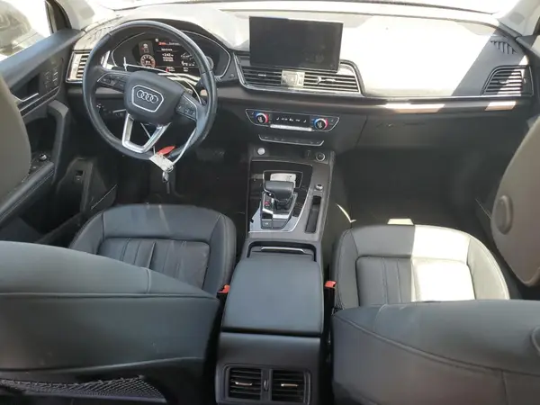 WA1BAAFY5M2030673 2021 AUDI Q5 - Image 8