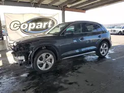 WA1BAAFY5M2038885 2021 AUDI Q5