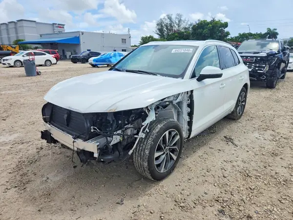 WA1BAAFY5M2041074 2021 AUDI Q5 - Image 1