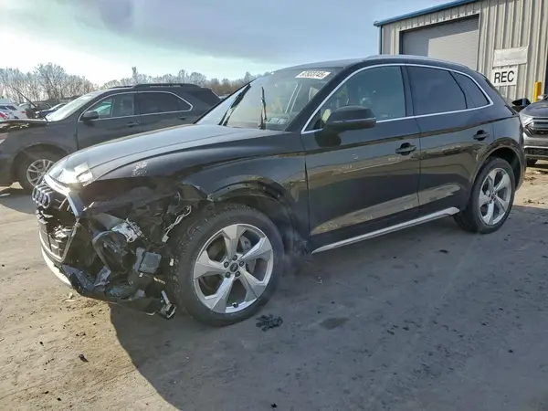 WA1BAAFY5M2049630 2021 AUDI Q5 - Image 1