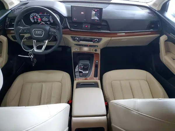 WA1BAAFY5M2059316 2021 AUDI Q5 - Image 8
