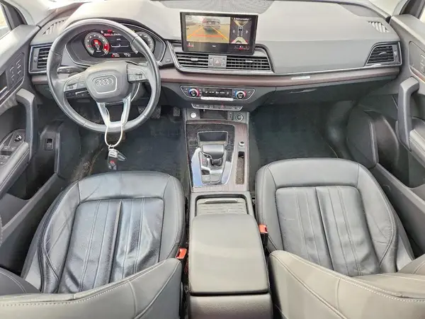 WA1BAAFY5M2062510 2021 AUDI Q5 - Image 8