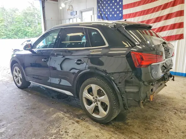 WA1BAAFY5M2091165 2021 AUDI Q5 - Image 2