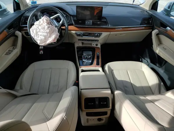 WA1BAAFY5M2099377 2021 AUDI Q5 - Image 8