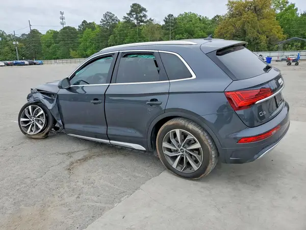 WA1BAAFY5M2099735 2021 AUDI Q5 - Image 2