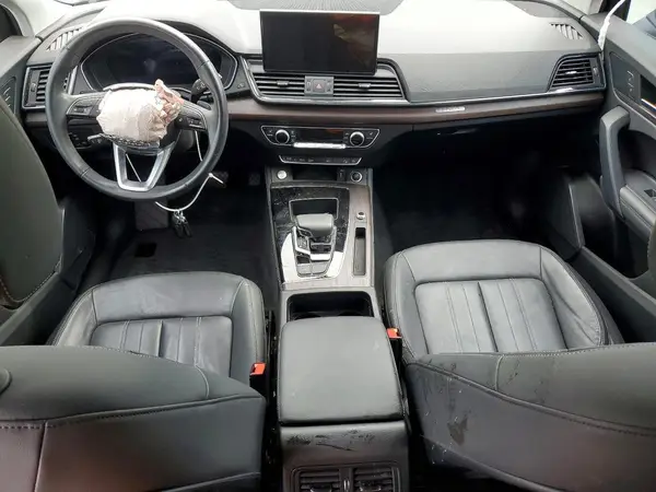 WA1BAAFY5M2099735 2021 AUDI Q5 - Image 8