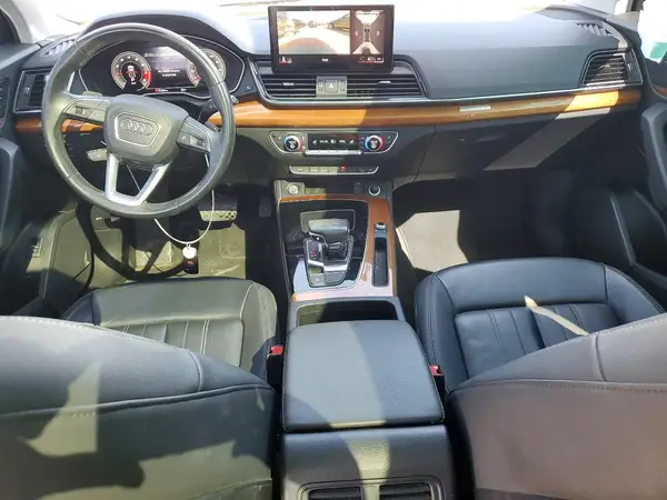 WA1BAAFY5M2128442 2021 AUDI Q5 - Image 8