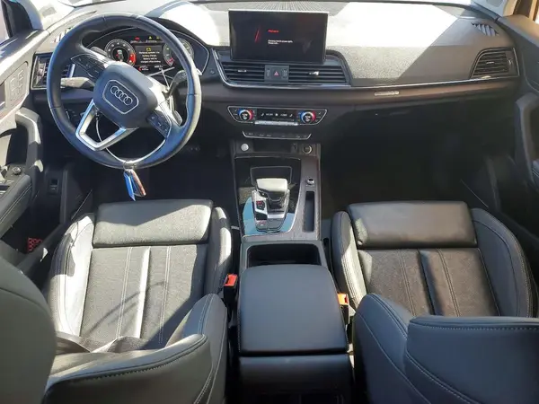 WA1BAAFY6M2019438 2021 AUDI Q5 - Image 8