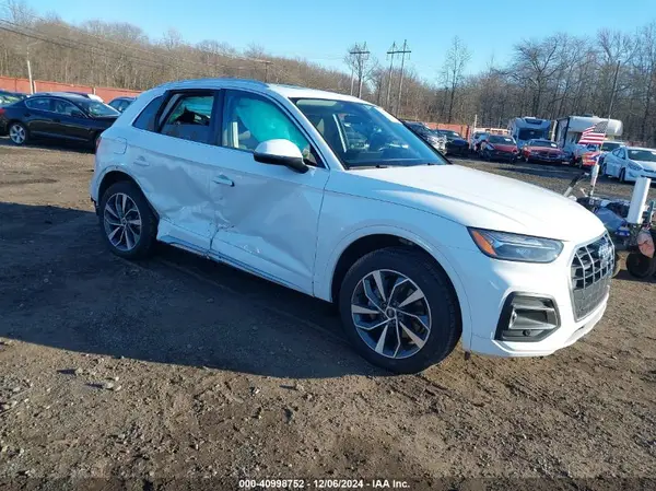 WA1BAAFY6M2022839 2021 AUDI Q5 - Image 1