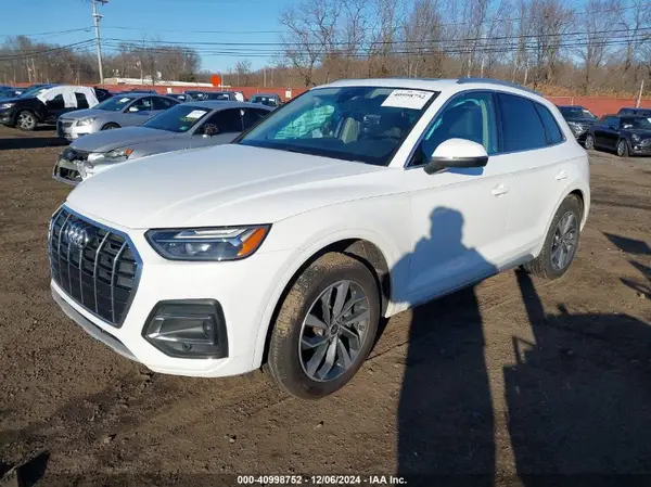 WA1BAAFY6M2022839 2021 AUDI Q5 - Image 2