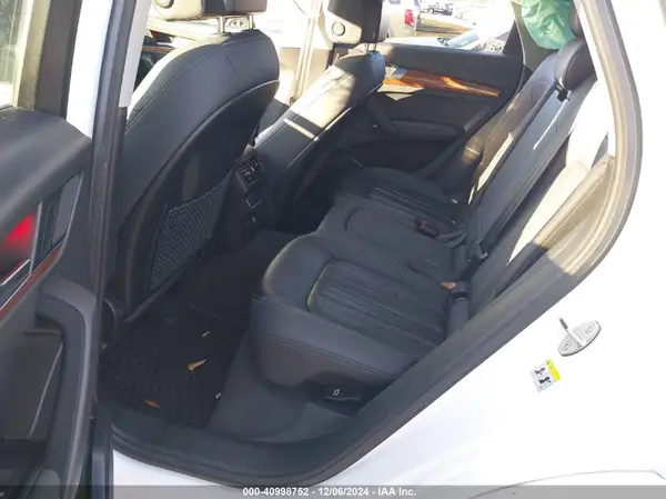 WA1BAAFY6M2022839 2021 AUDI Q5 - Image 8