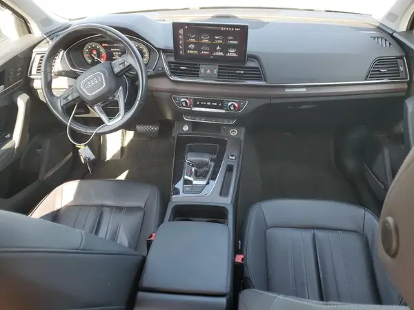 WA1BAAFY6M2023134 2021 AUDI Q5 - Image 8