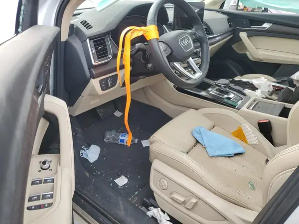 WA1BAAFY6M2025420 2021 AUDI Q5 - Image 8