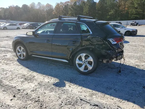 WA1BAAFY6M2031010 2021 AUDI Q5 - Image 2