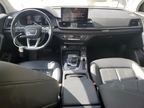 WA1BAAFY6M2065805 2021 AUDI Q5 - Image 8