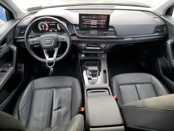 WA1BAAFY6M2066372 2021 AUDI Q5 - Image 8