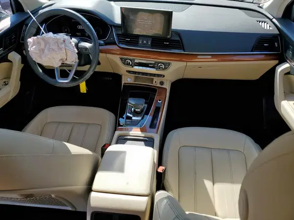 WA1BAAFY6M2068512 2021 AUDI Q5 - Image 8