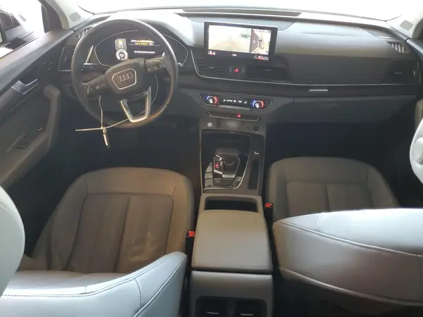 WA1BAAFY6M2071930 2021 AUDI Q5 - Image 8
